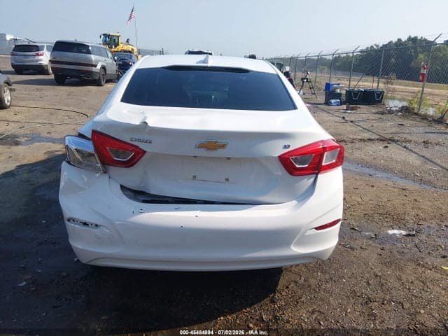 2017 CHEVROLET CRUZE LT AUTO 16