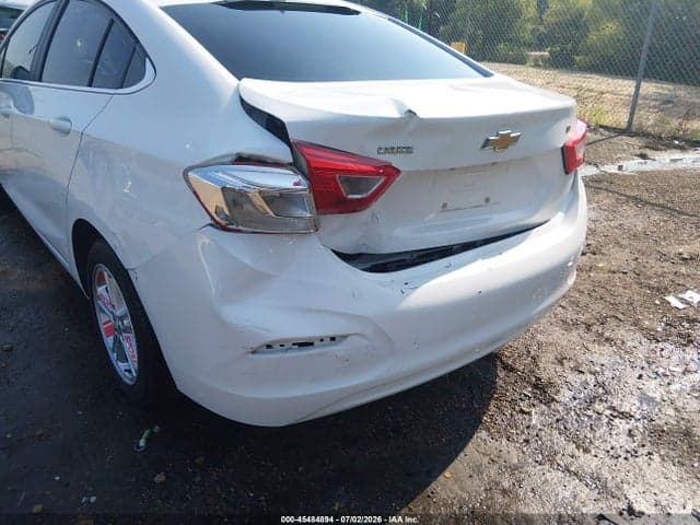 2017 CHEVROLET CRUZE LT AUTO 17