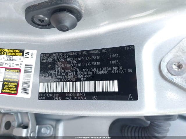 2024 TOYOTA HIGHLANDER XLE 9