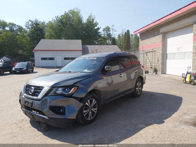 2018 NISSAN PATHFINDER SV 2