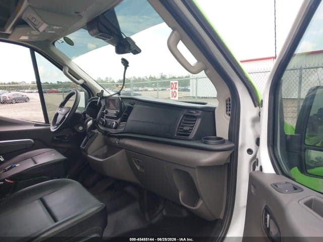 2023 FORD TRANSIT-250 5