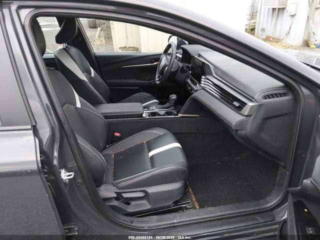 2025 TOYOTA CAMRY SE 5