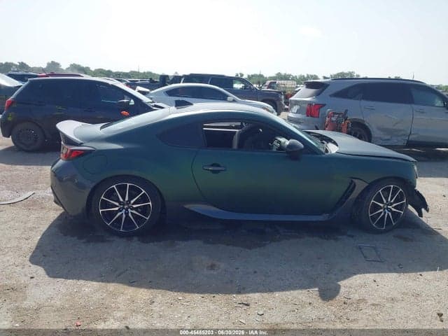 2023 TOYOTA GR86 13