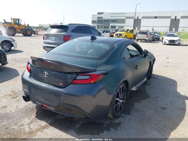 2023 TOYOTA GR86 4