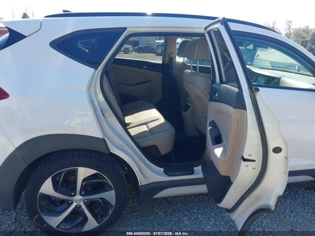 2017 HYUNDAI TUCSON LIMITED 8