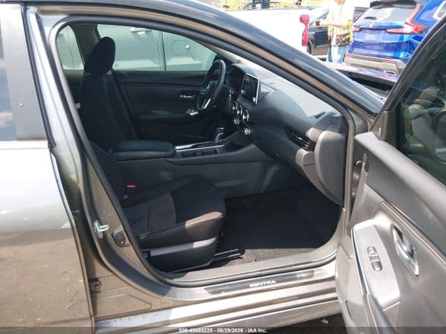2023 NISSAN SENTRA SR XTRONIC CVT 5