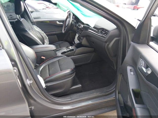 2023 FORD ESCAPE ST-LINE 5