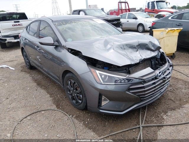 2019 HYUNDAI ELANTRA SE 1