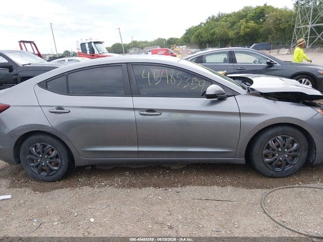 2019 HYUNDAI ELANTRA SE 13
