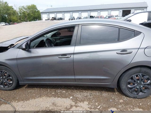 2019 HYUNDAI ELANTRA SE 14