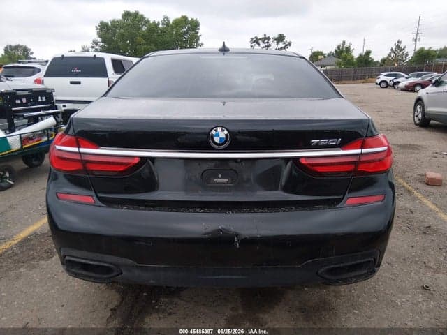 2017 BMW 750I 16