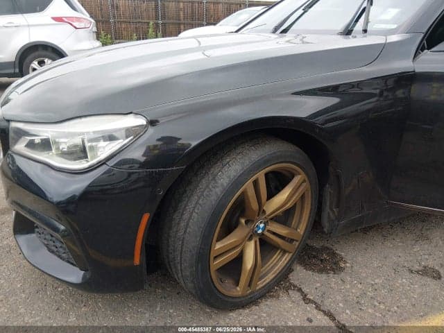 2017 BMW 750I 17