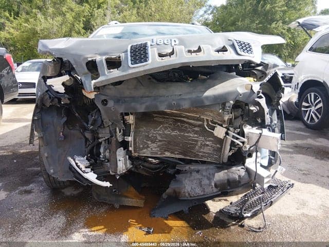 2020 JEEP CHEROKEE LATITUDE PLUS 4X4 6
