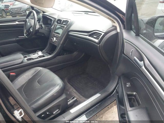 2017 FORD FUSION TITANIUM 5