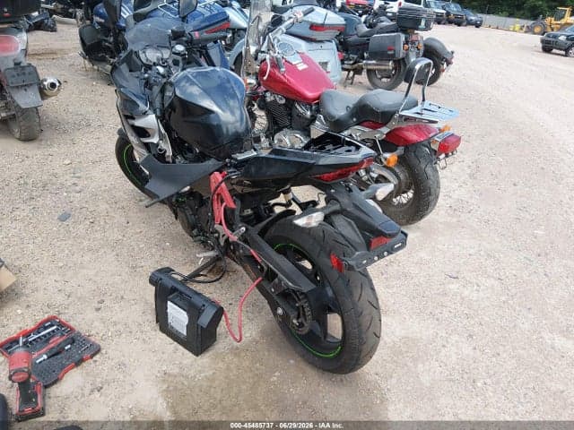 2022 KAWASAKI EX400 3