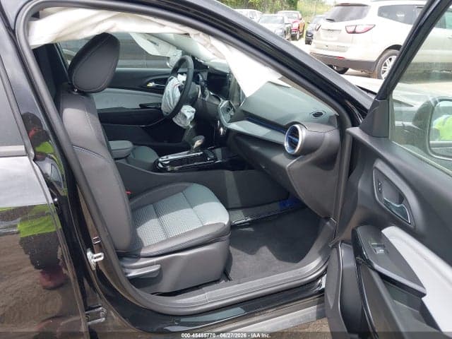 2026 CHEVROLET TRAX FWD LT 5