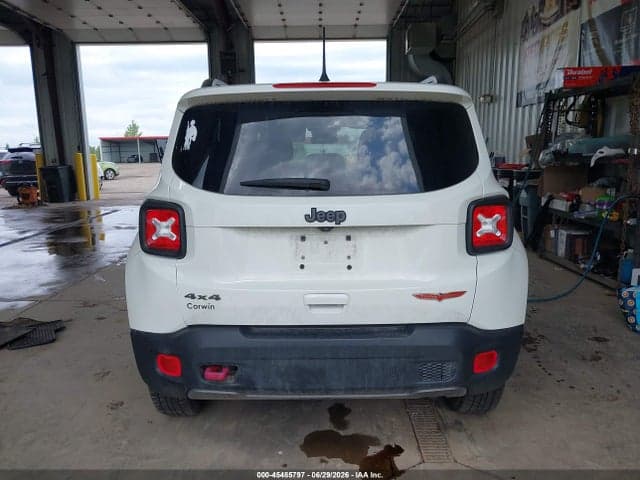 2019 JEEP RENEGADE TRAILHAWK 4X4 16
