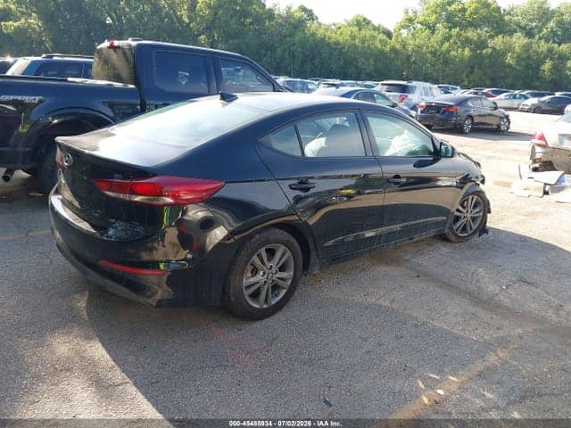 2018 HYUNDAI ELANTRA SEL 4