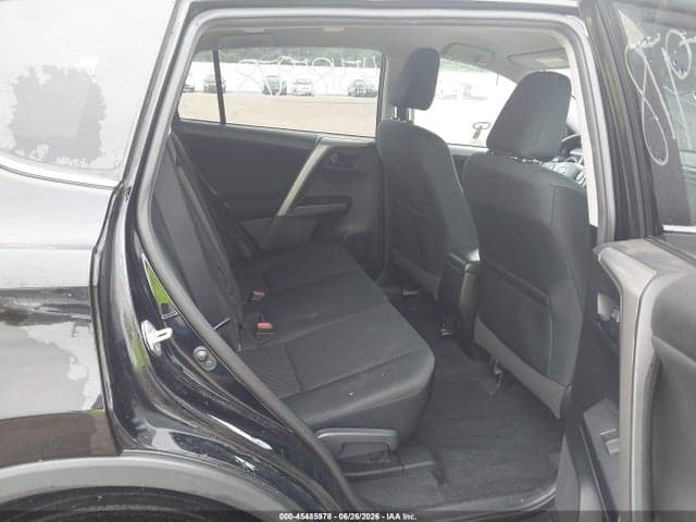 2017 TOYOTA RAV4 LE 8