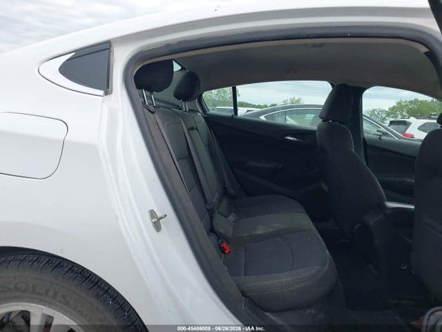 2017 CHEVROLET CRUZE LT AUTO 8