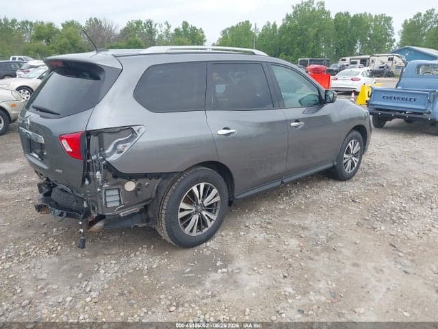 2017 NISSAN PATHFINDER S 4