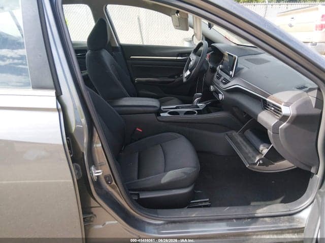 2023 NISSAN ALTIMA SV FWD 5