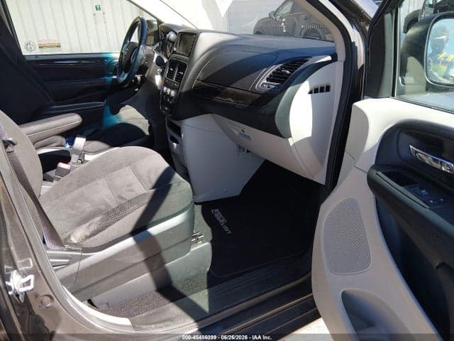 2017 DODGE GRAND CARAVAN SE 5