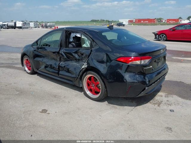 2021 TOYOTA COROLLA LE 3