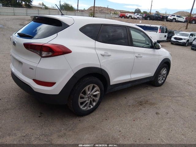 2018 HYUNDAI TUCSON SE 4