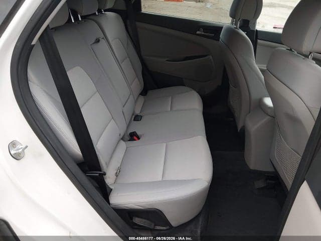 2018 HYUNDAI TUCSON SE 8