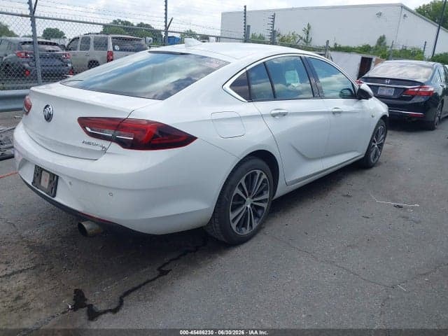 2018 BUICK REGAL SPORTBACK ESSENCE 4