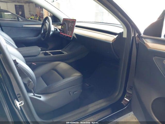 2023 TESLA MODEL Y RWD 5