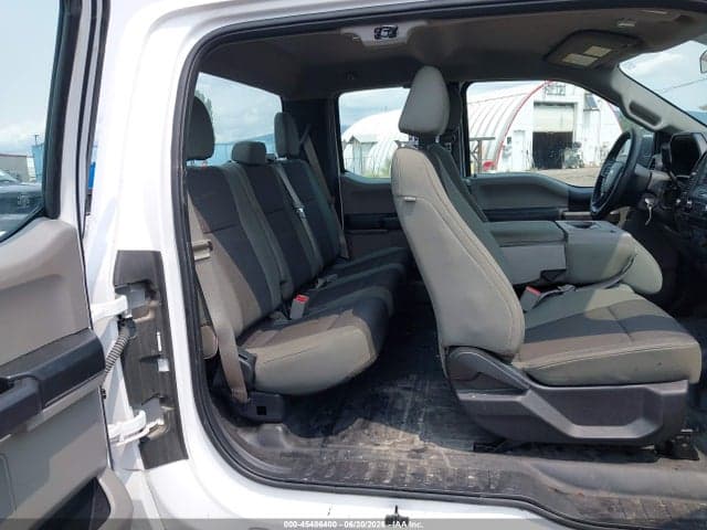 2017 FORD F-150 XL 8
