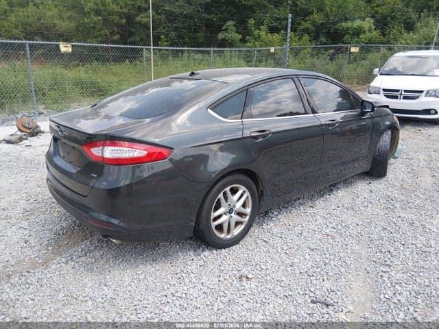 2016 FORD FUSION SE 4