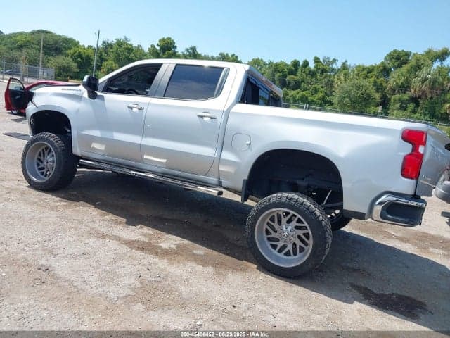 2019 CHEVROLET SILVERADO 1500 LT 3