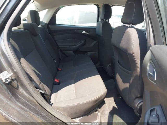 2018 FORD FOCUS SE 8
