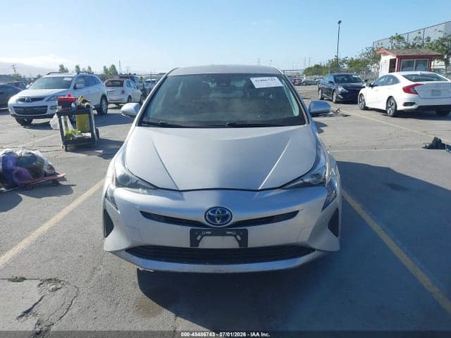 2018 TOYOTA PRIUS THREE 12
