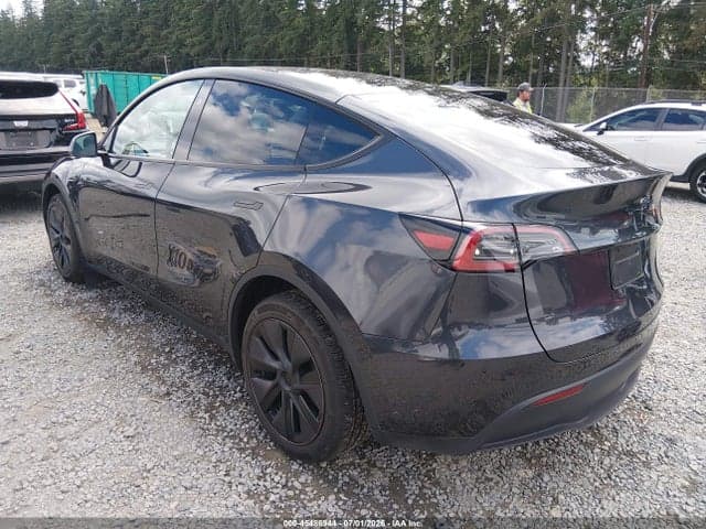 2025 TESLA MODEL Y LONG RANGE DUAL MOTOR REAR-WHEEL DRIVE 3