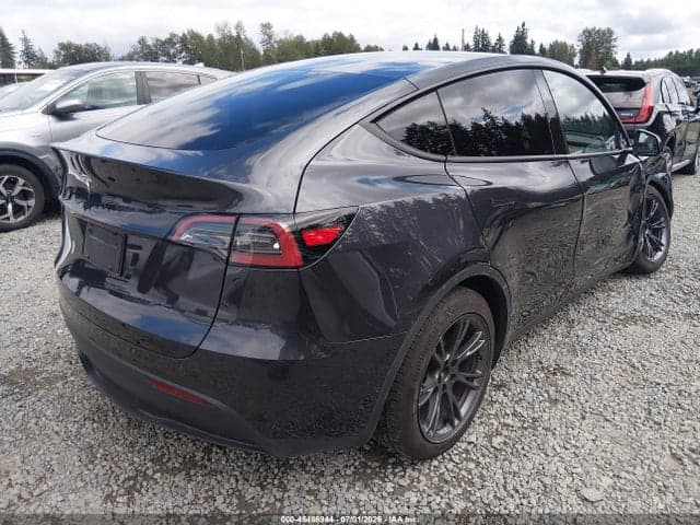 2025 TESLA MODEL Y LONG RANGE DUAL MOTOR REAR-WHEEL DRIVE 4