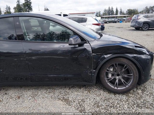 2025 TESLA MODEL Y LONG RANGE DUAL MOTOR REAR-WHEEL DRIVE 6