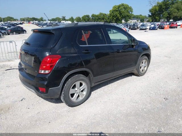 2017 CHEVROLET TRAX LT 4