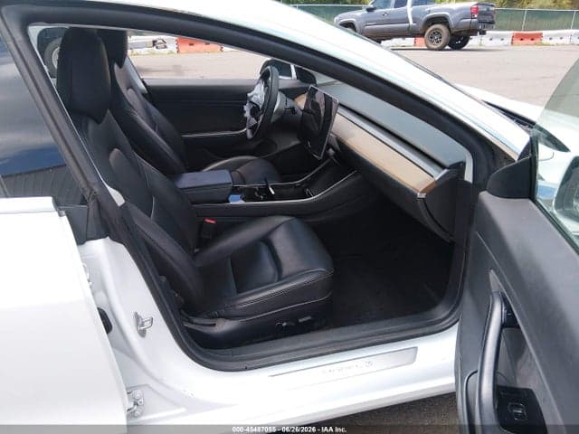 2019 TESLA MODEL 3 5