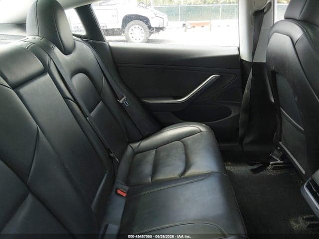 2019 TESLA MODEL 3 7
