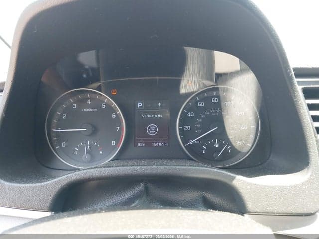 2017 HYUNDAI ELANTRA SE 7