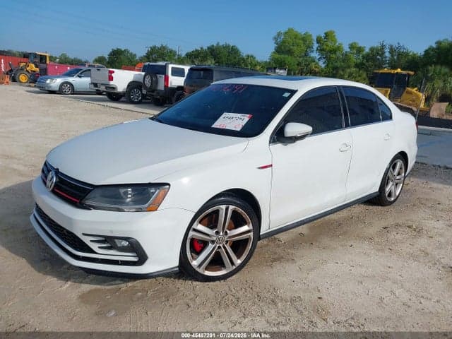 2017 VOLKSWAGEN JETTA GLI 2