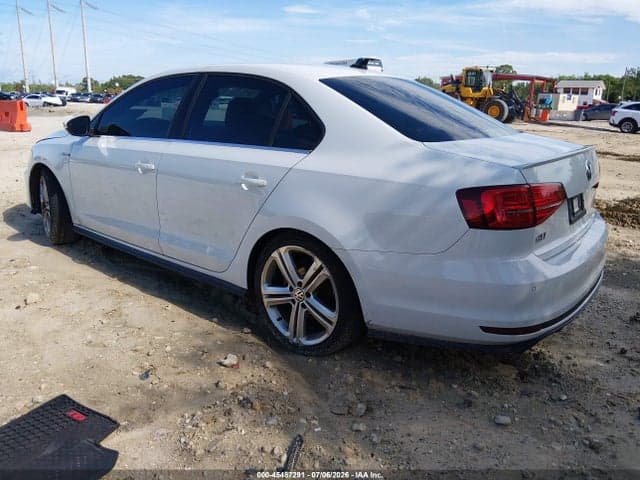2017 VOLKSWAGEN JETTA GLI 3