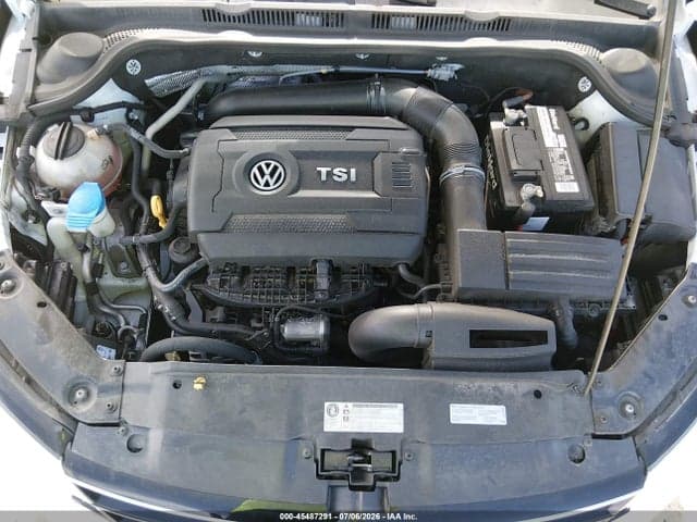 2017 VOLKSWAGEN JETTA GLI 10