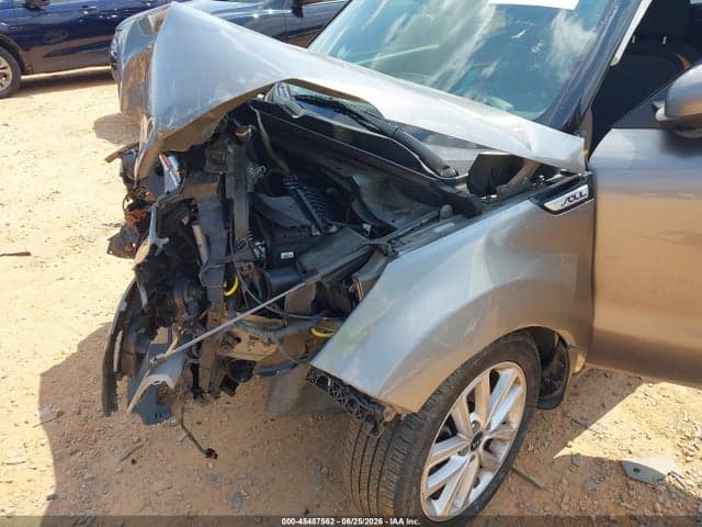 2019 KIA SOUL + 6