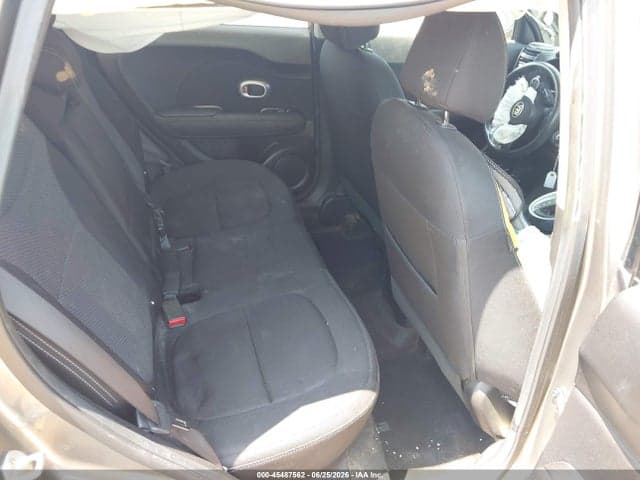 2019 KIA SOUL + 8