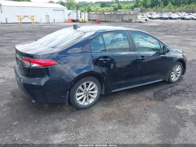 2024 TOYOTA COROLLA LE 4